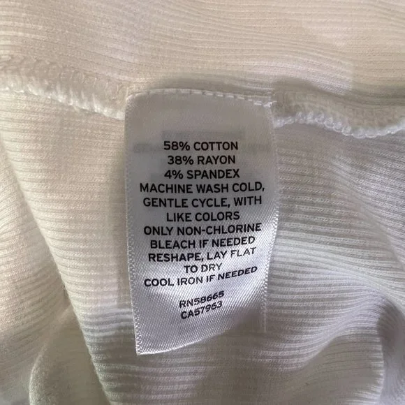 OPEN EDIT‎ Ribbed Crop Racerback Tank in White (S) - Picture 6 of 7